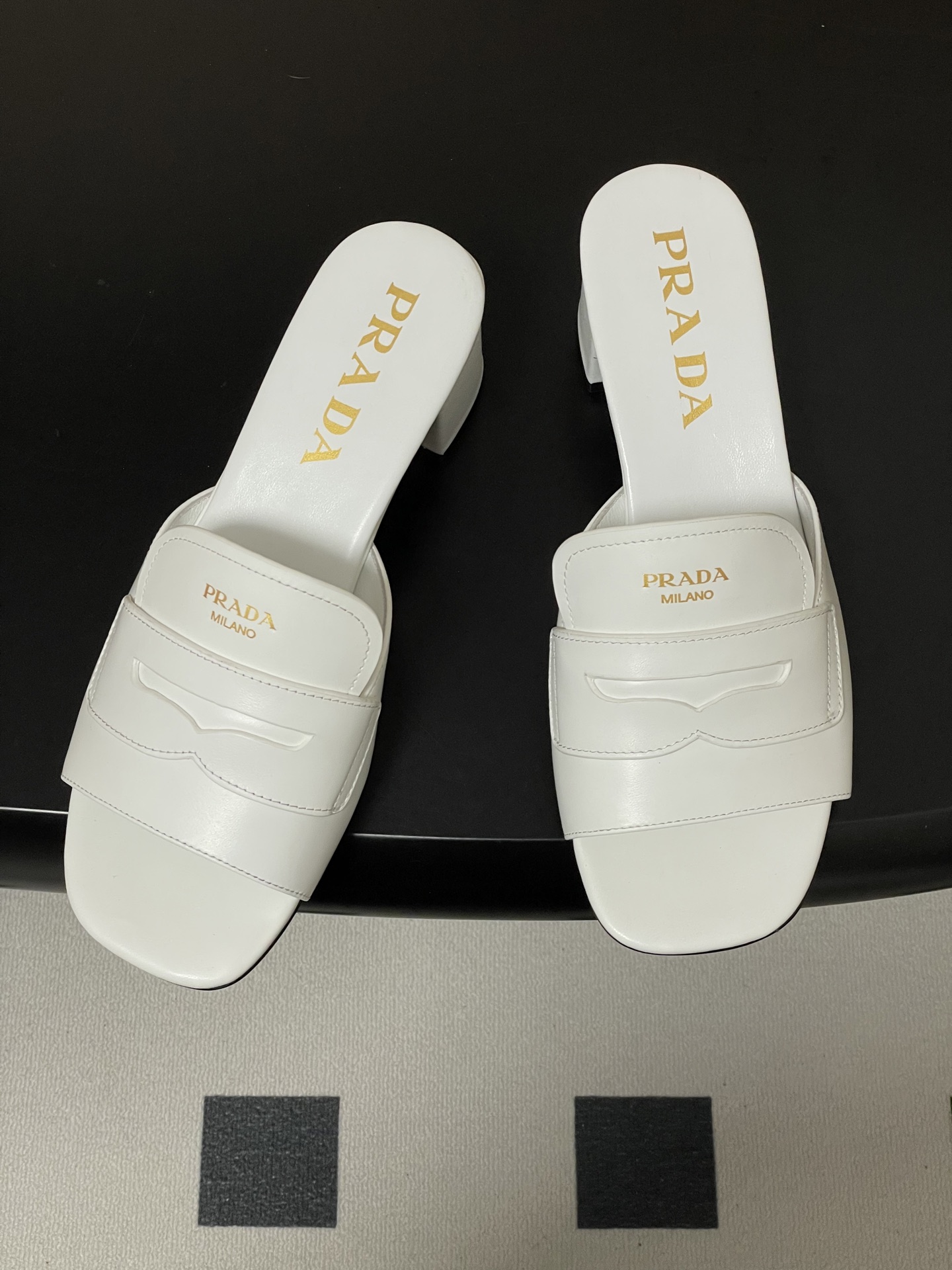 프라다(PRADA) 피쉬토 힐 슬리퍼 신발