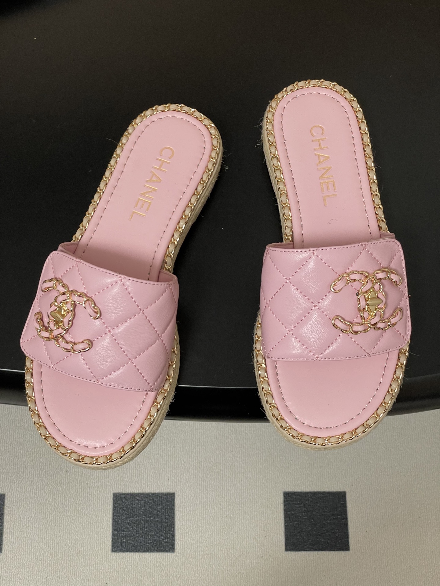 샤넬(CHANEL) 스트랩 벨크로 샌들 슬리퍼 신발