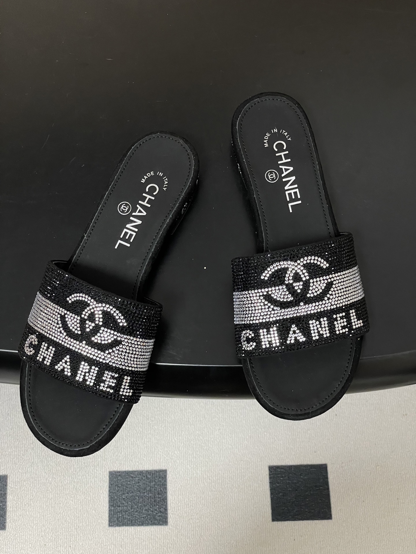 샤넬(Chanel)  더블C 쥬얼리 샌들 슬리퍼 신발 플랫