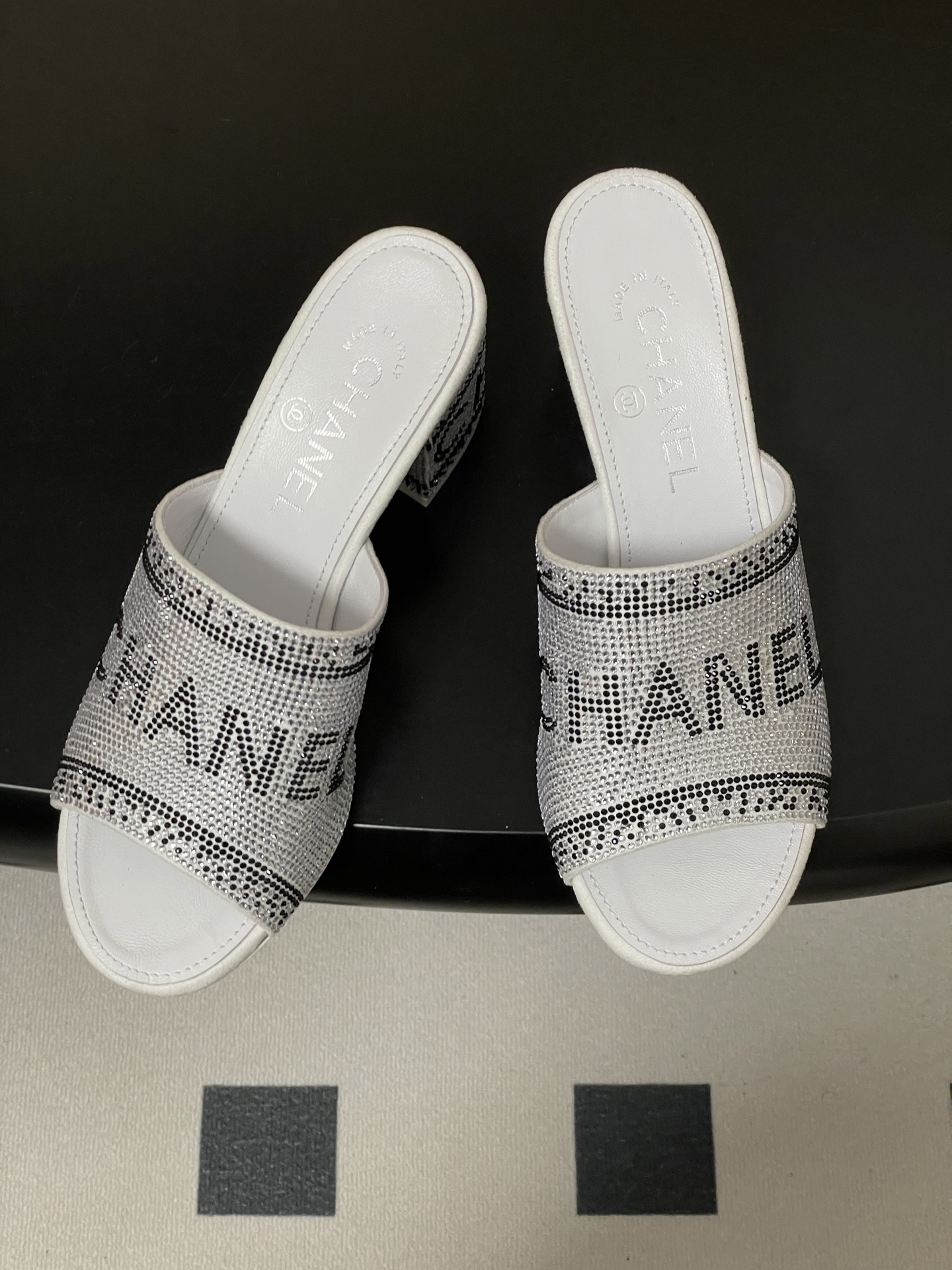 샤넬(Chanel) 더블C 수공예 쥬얼리 샌들 슬리퍼 신발 7cm