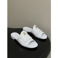 샤넬(Chanel) 퀼팅 더블C 태슬 샌들 슬리퍼 신발 플랫