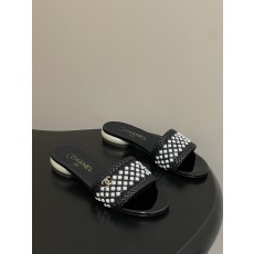 샤넬(Chanel) 런웨이 진주&수정 플랫 샌들 슬리퍼 신발