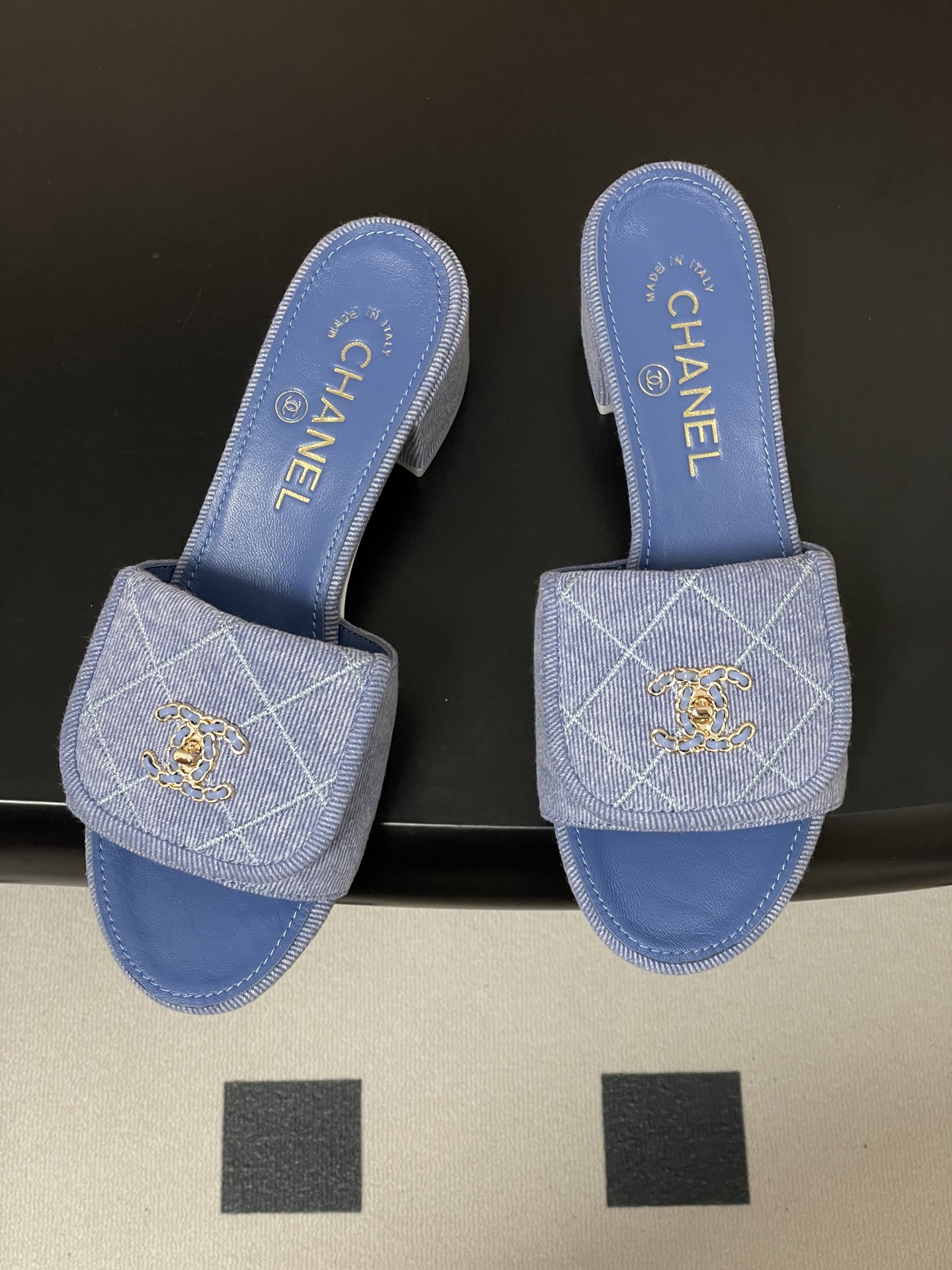 샤넬(Chanel) 데님 퀼팅 더블C 체인 슬리퍼 샌들 신발 5cm