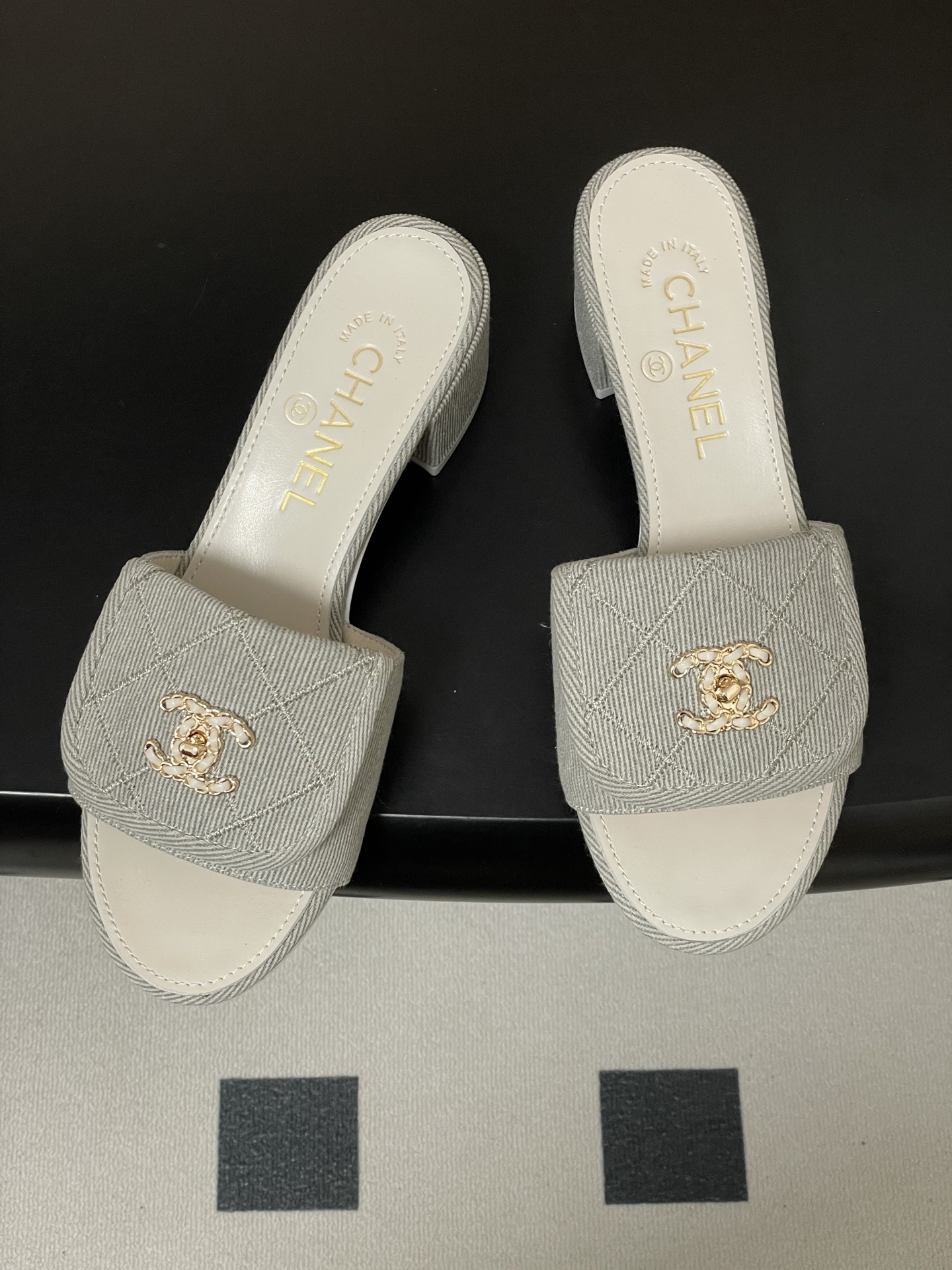 샤넬(Chanel) 데님 퀼팅 더블C 체인 슬리퍼 샌들 신발 5cm