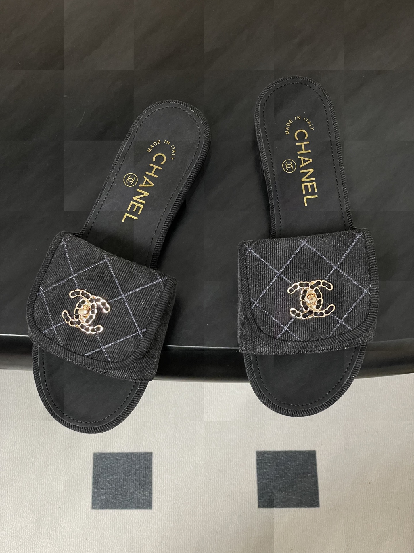 샤넬(Chanel) 데님 퀼팅 더블C 체인 슬리퍼 샌들 신발 플랫
