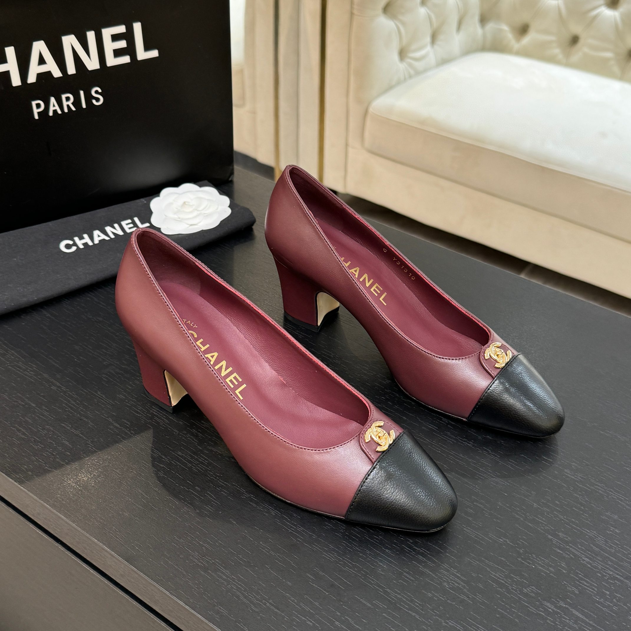 샤넬(Chanel) 뉴 시즌 더블C 배색 슬링백 힐 구두 신발 6.5cm