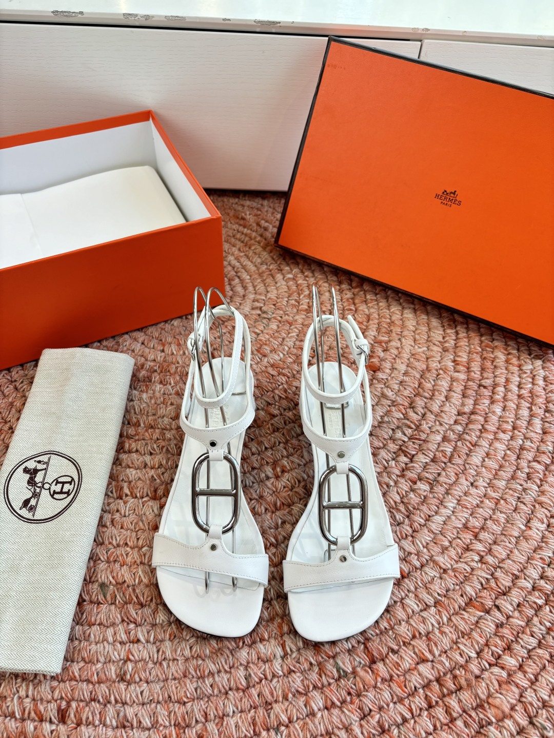 Hermes Kelly 에르메스 켈리 버클 포인트 스트랩 샌들 신발 6cm