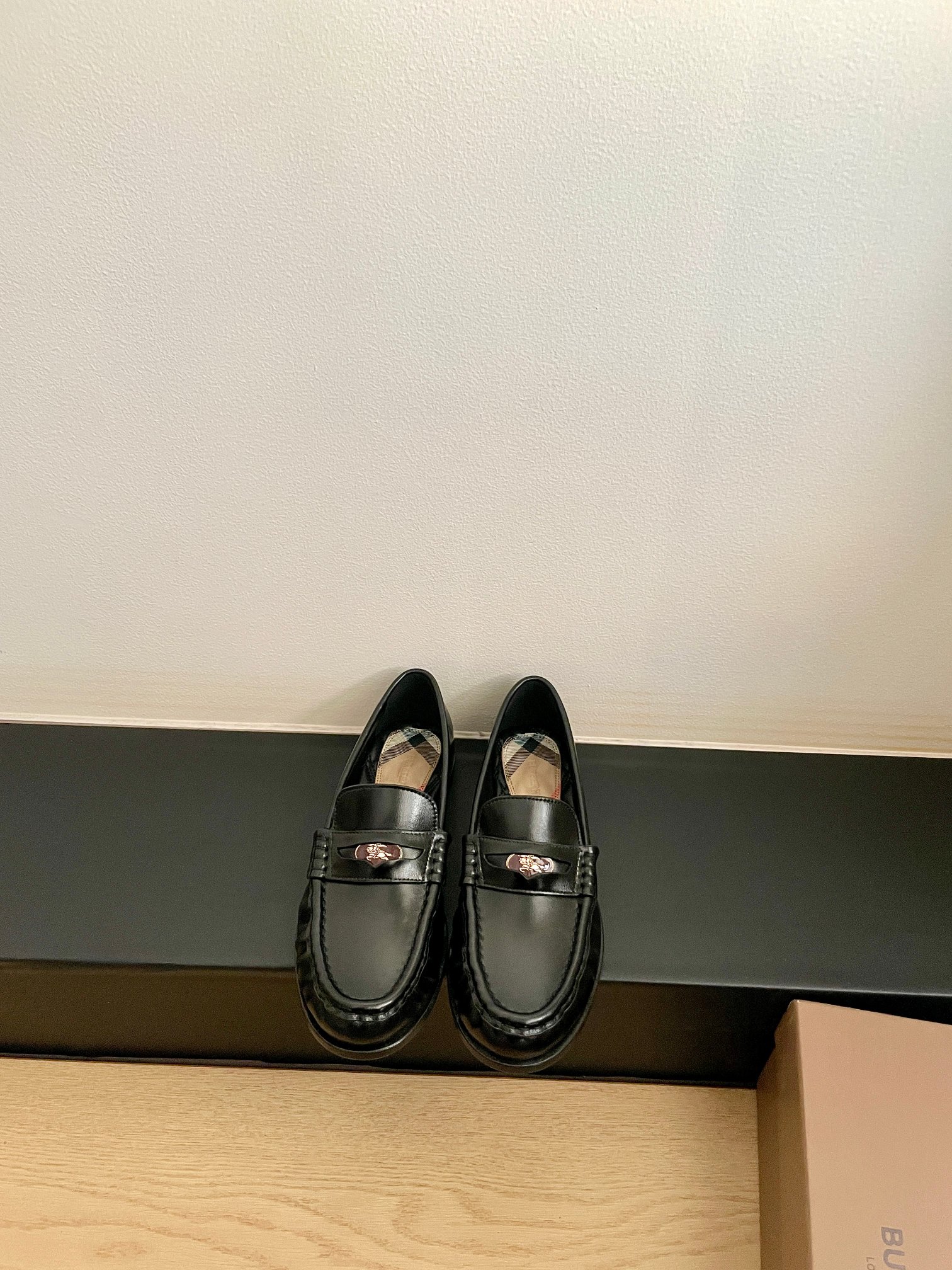 Burberry 버버리 다니엘 리 컬렉션 오일 왁스 로퍼 구두 신발