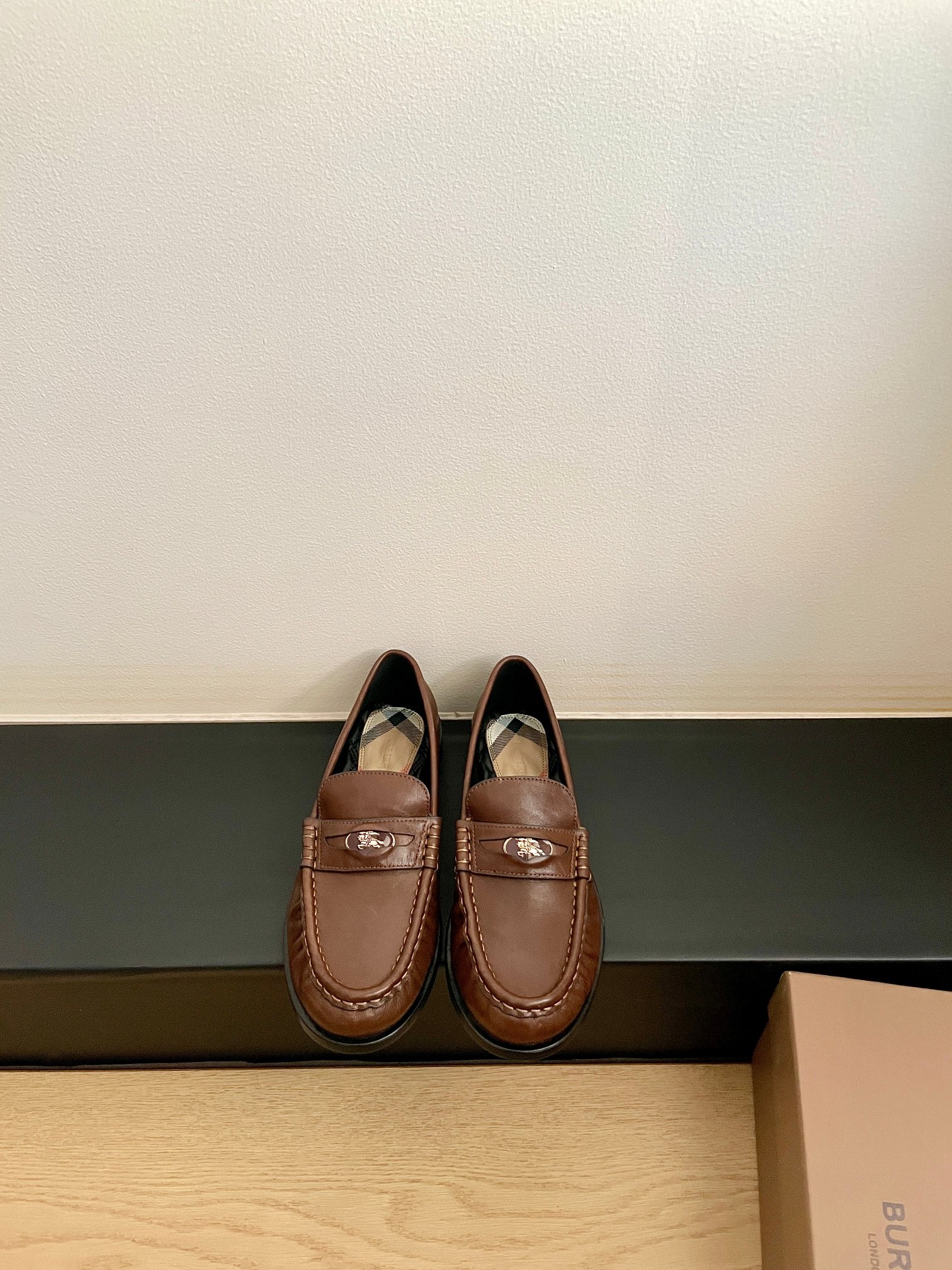 Burberry 버버리 다니엘 리 컬렉션 오일 왁스 로퍼 구두 신발