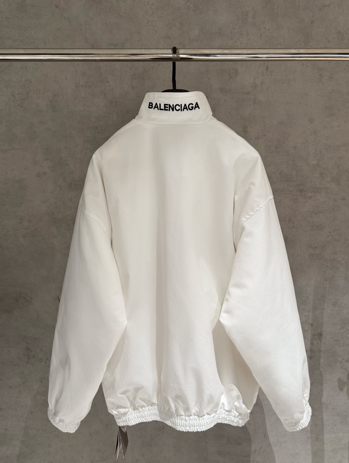 발렌시아가(BALENCIAGA) 숏 패딩 다운 재킷 의류