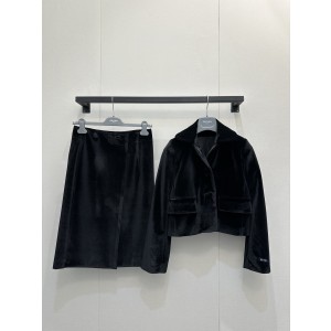 PRADA 프라다 클래식 벨벳 자켓 재킷 + 스커트 치마 세트 셋업 의류