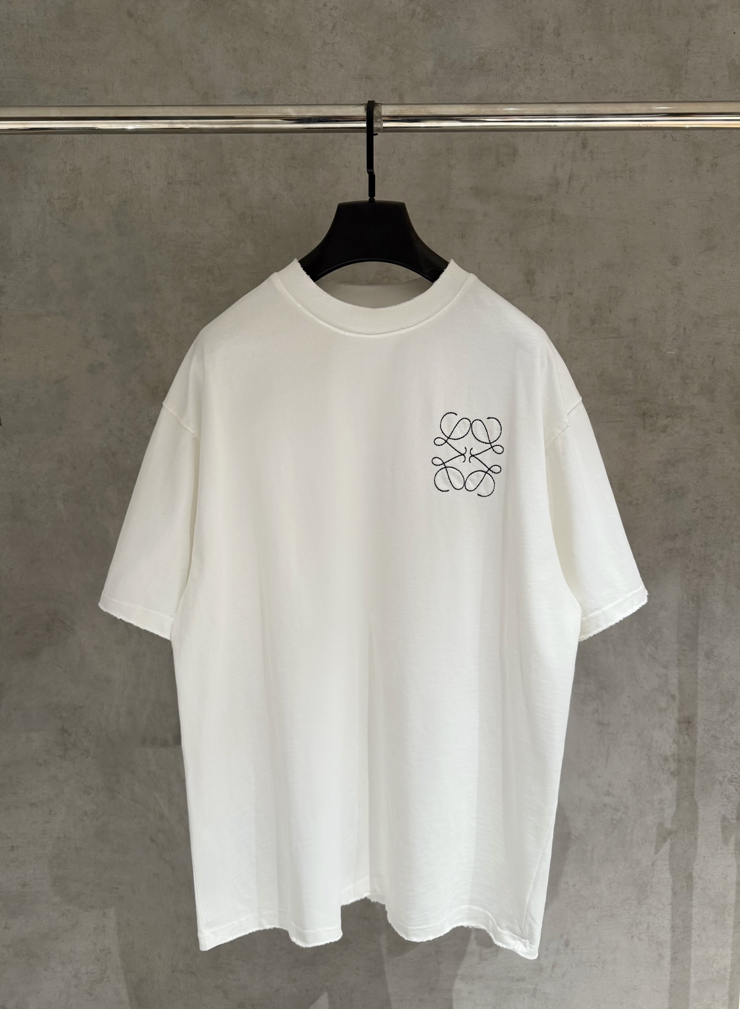 로에베(LOEWE) 패치 자수 반팔 티셔츠 의류