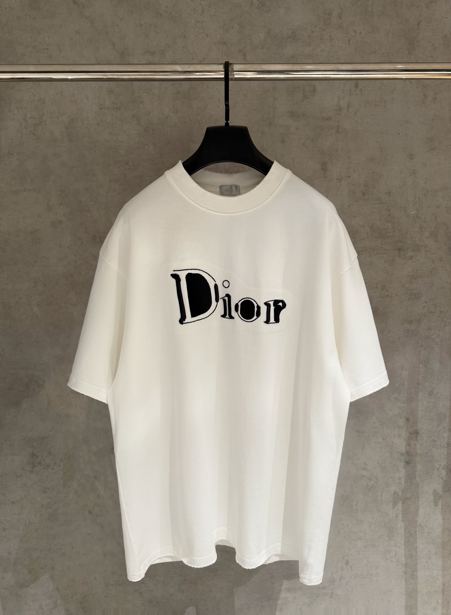 디올(DIOR) 패치 자수 반팔 티셔츠 의류
