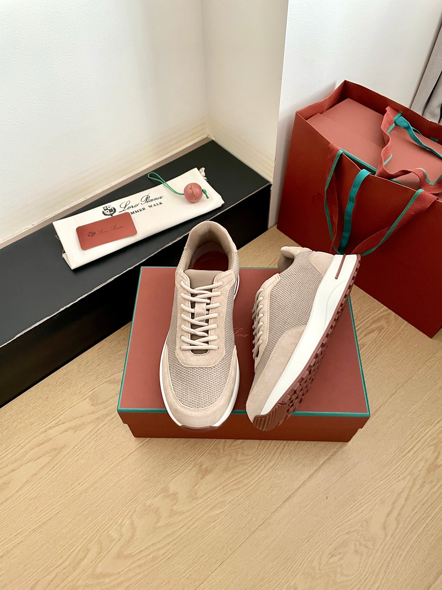 로로피아나(LORO PIANA) 워크 위시 니트 스니커즈 신발