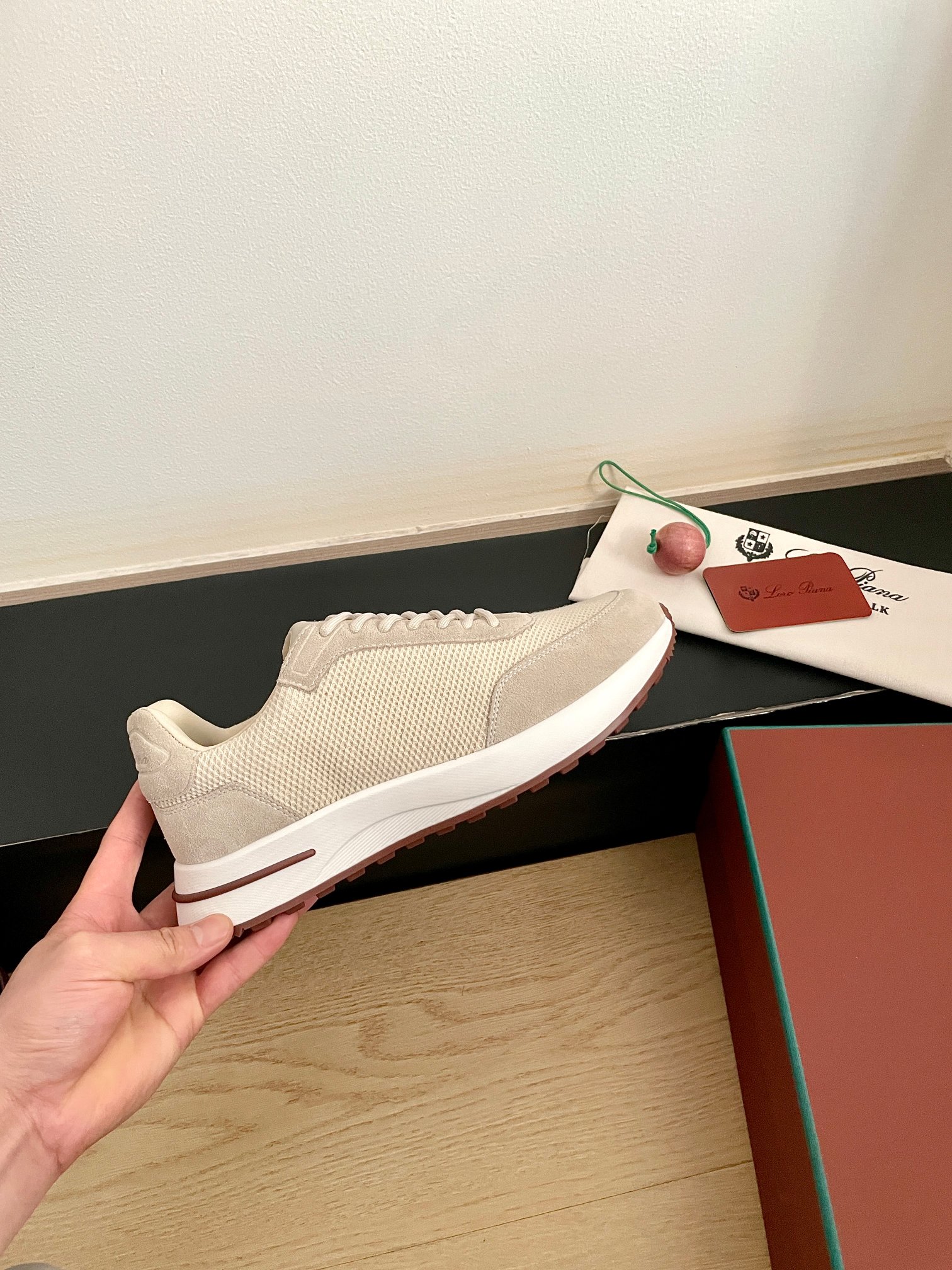 로로피아나(LORO PIANA) 워크 위시 니트 스니커즈 신발