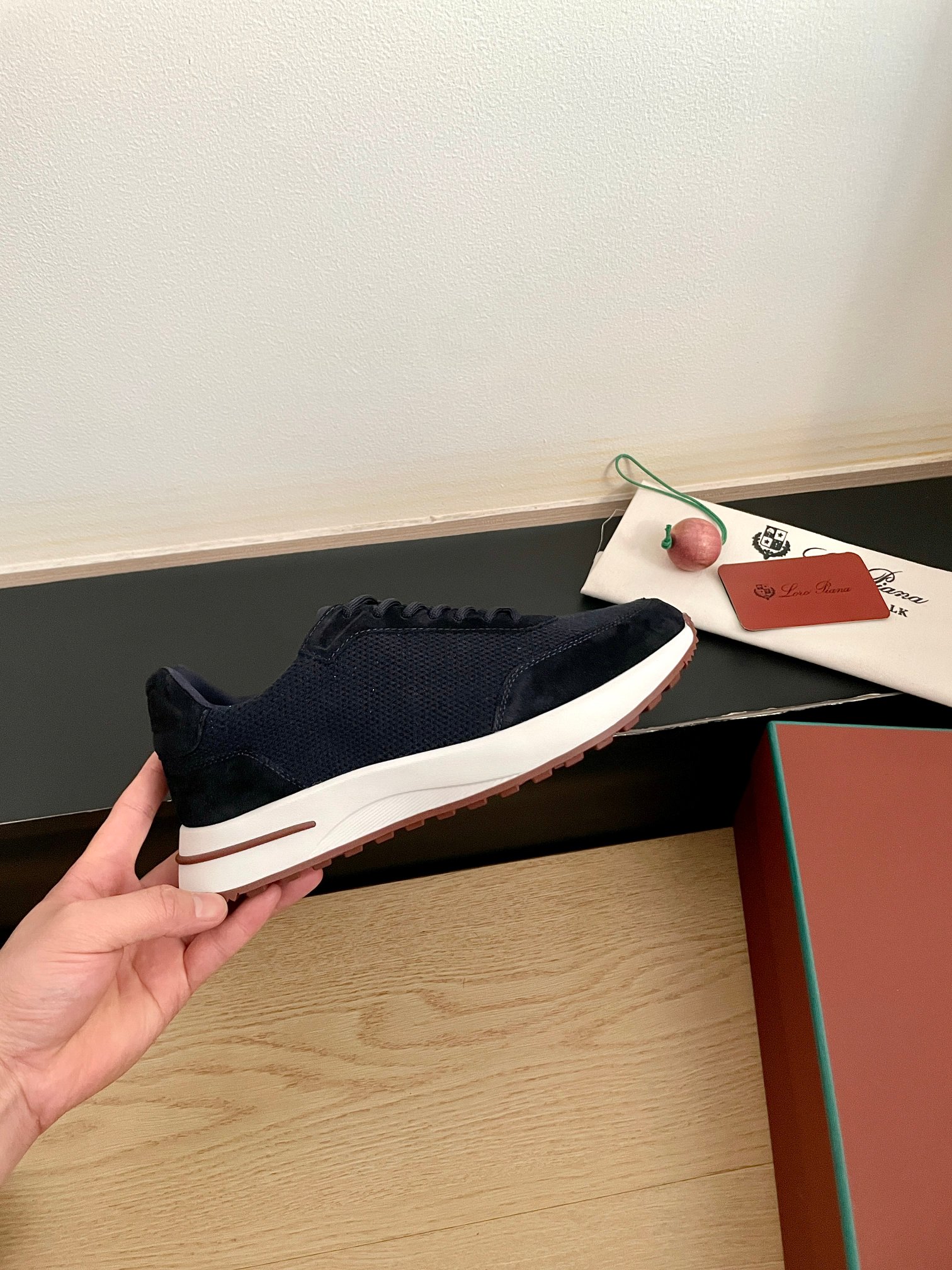 로로피아나(LORO PIANA) 워크 위시 니트 스니커즈 신발