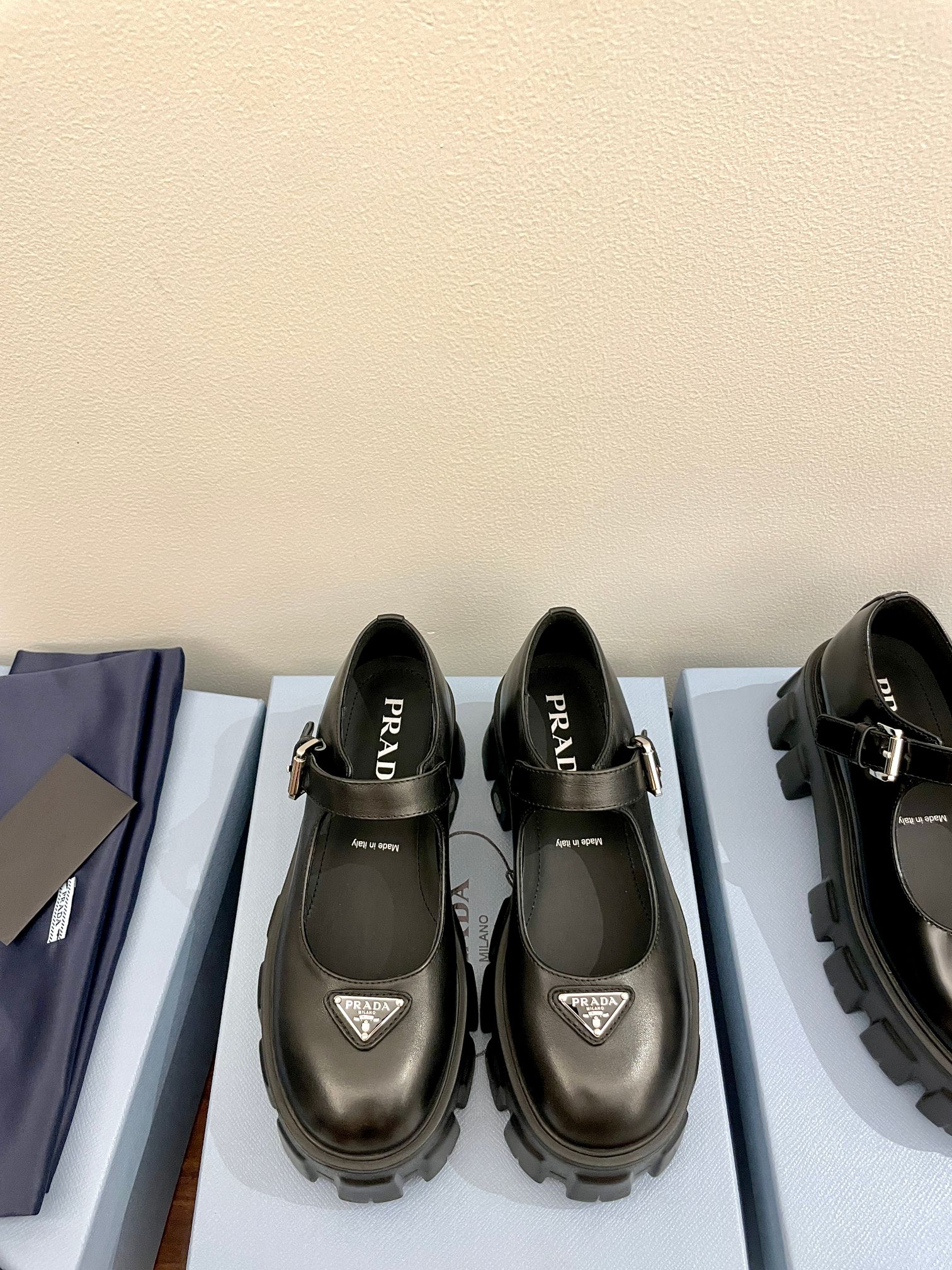 프라다(PRADA) 모놀리스 메리제인 플랫폼 슈즈 신발