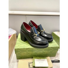 GUCCI 구찌 벌 포인트 홀스빗 플랫폼 로퍼 구두 신발