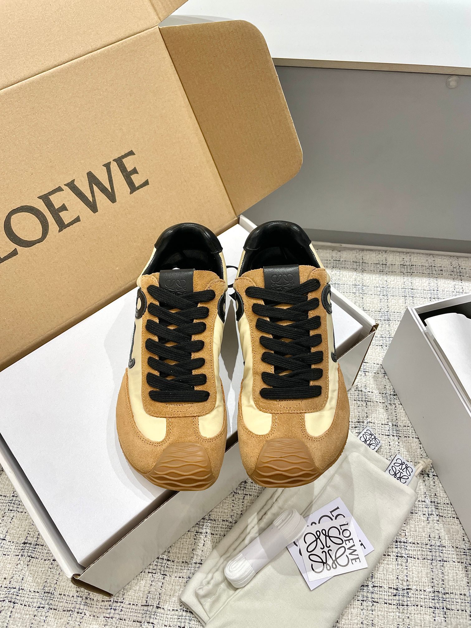Loewe Ballet Runner 2.0 로에베 발레 러너 2.0 프리미엄 커플 스니커즈 신발