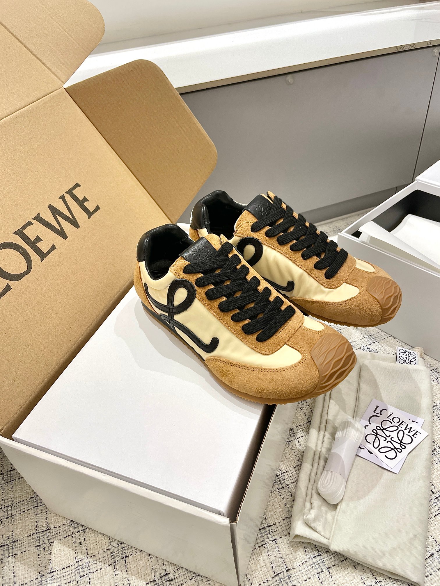 Loewe Ballet Runner 2.0 로에베 발레 러너 2.0 프리미엄 커플 스니커즈 신발