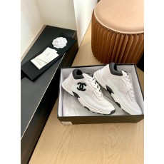 Chanel 샤넬 로고 자수 포인트 팬더 스니커즈 신발