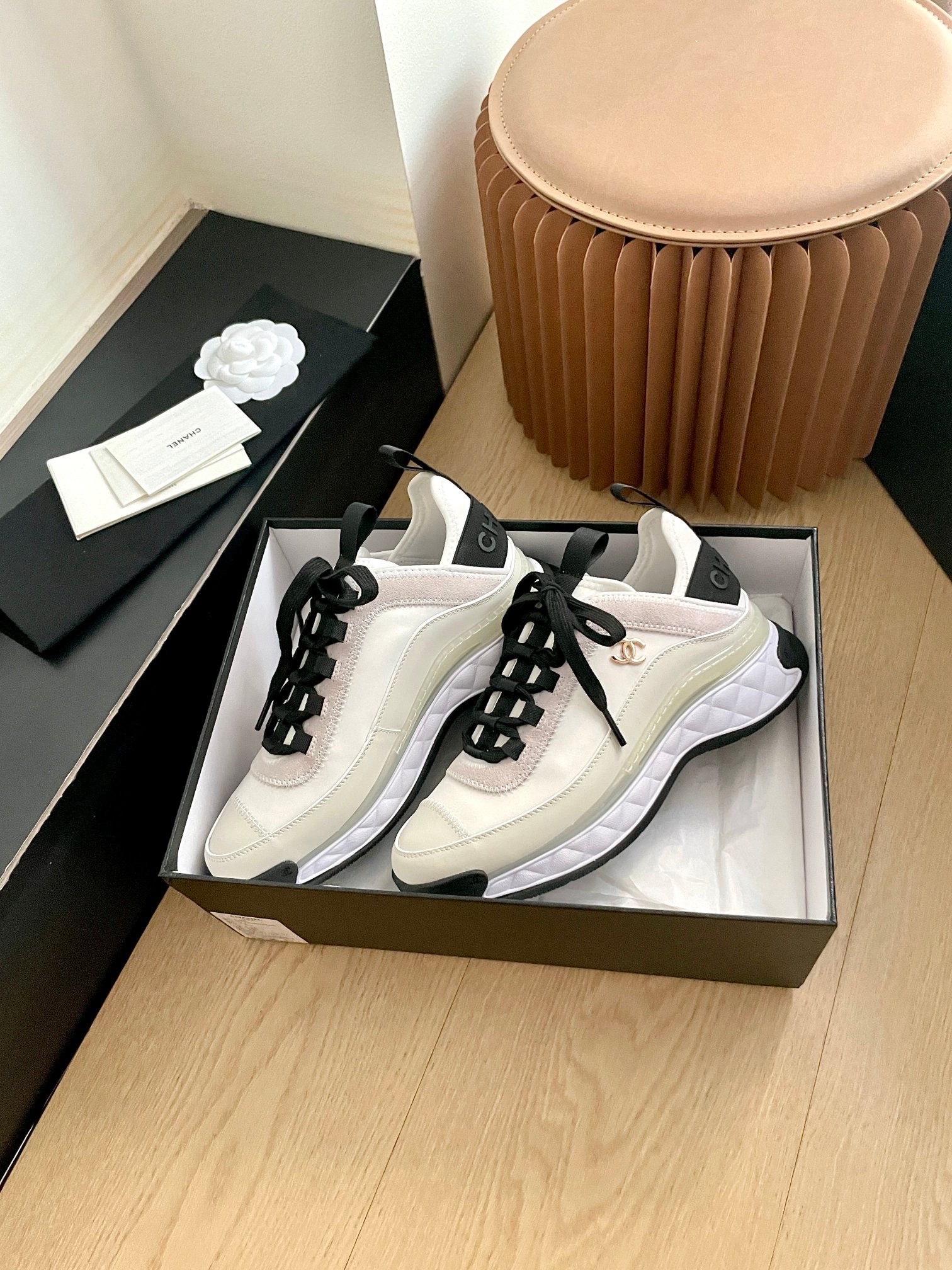 샤넬(Chanel) 클래식 믹스드 파이버 스니커즈 신발