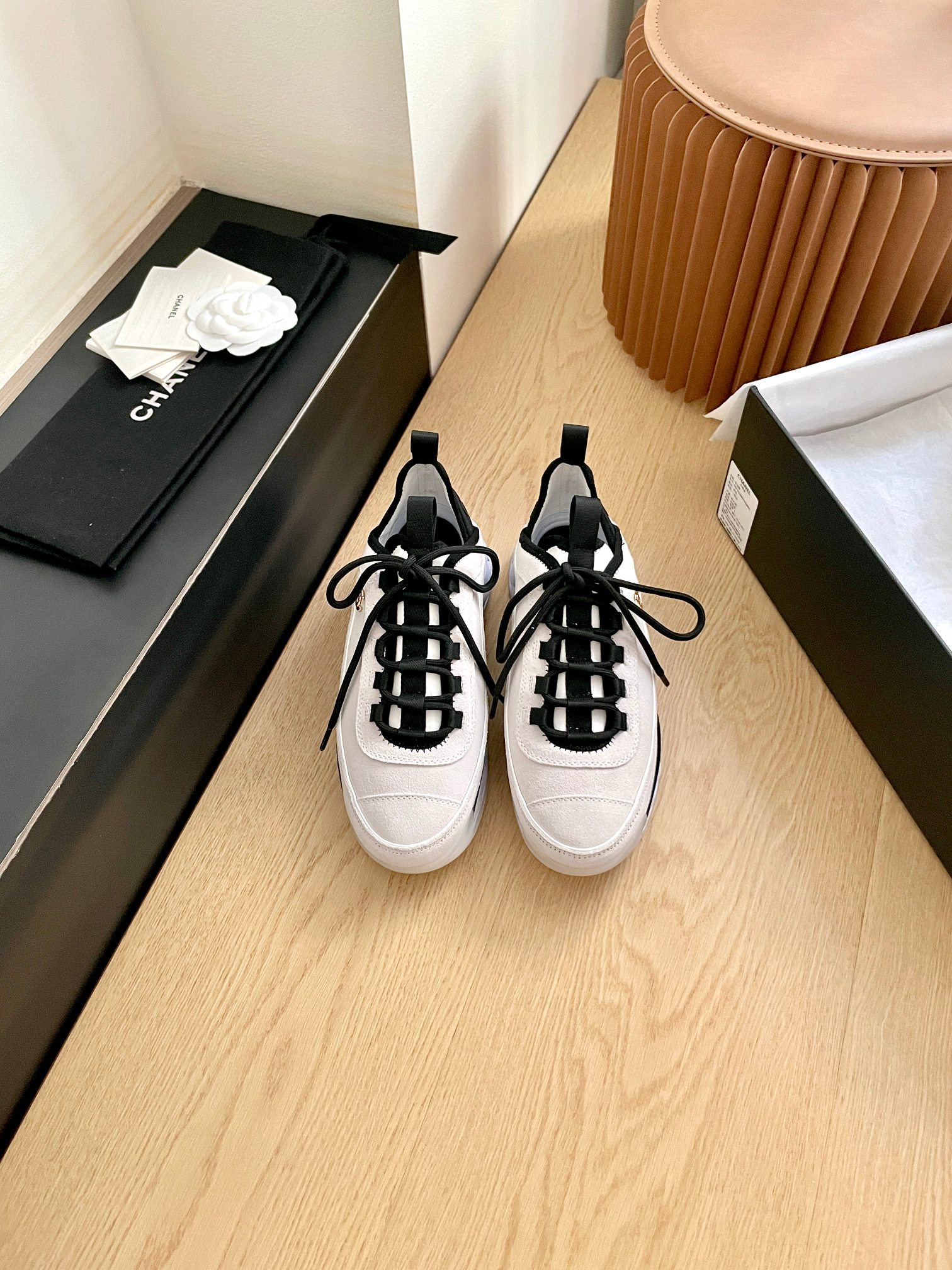 샤넬(Chanel) 클래식 믹스드 파이버 스니커즈 신발