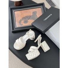 샤넬(CHANEL) 핸드메이드 아틀리에 로퍼 신발