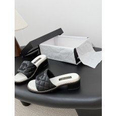 샤넬(CHANEL) 스프링 로고 슬리퍼 신발