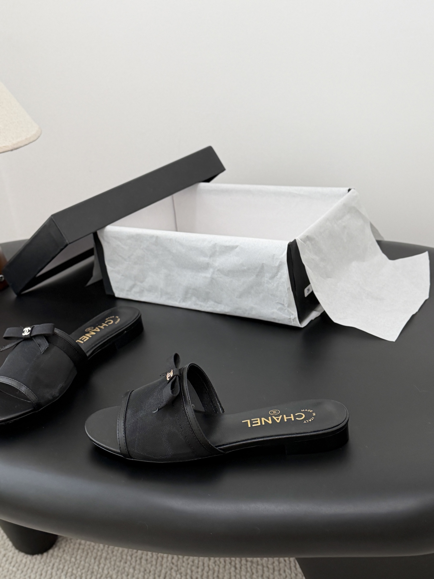 샤넬(CHANEL) 리본 메쉬 슬리퍼 신발