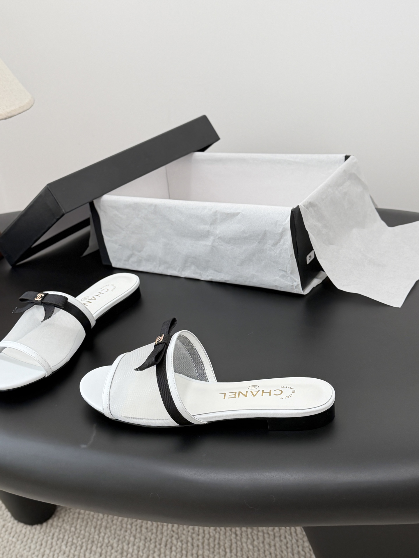 샤넬(CHANEL) 리본 메쉬 슬리퍼 신발