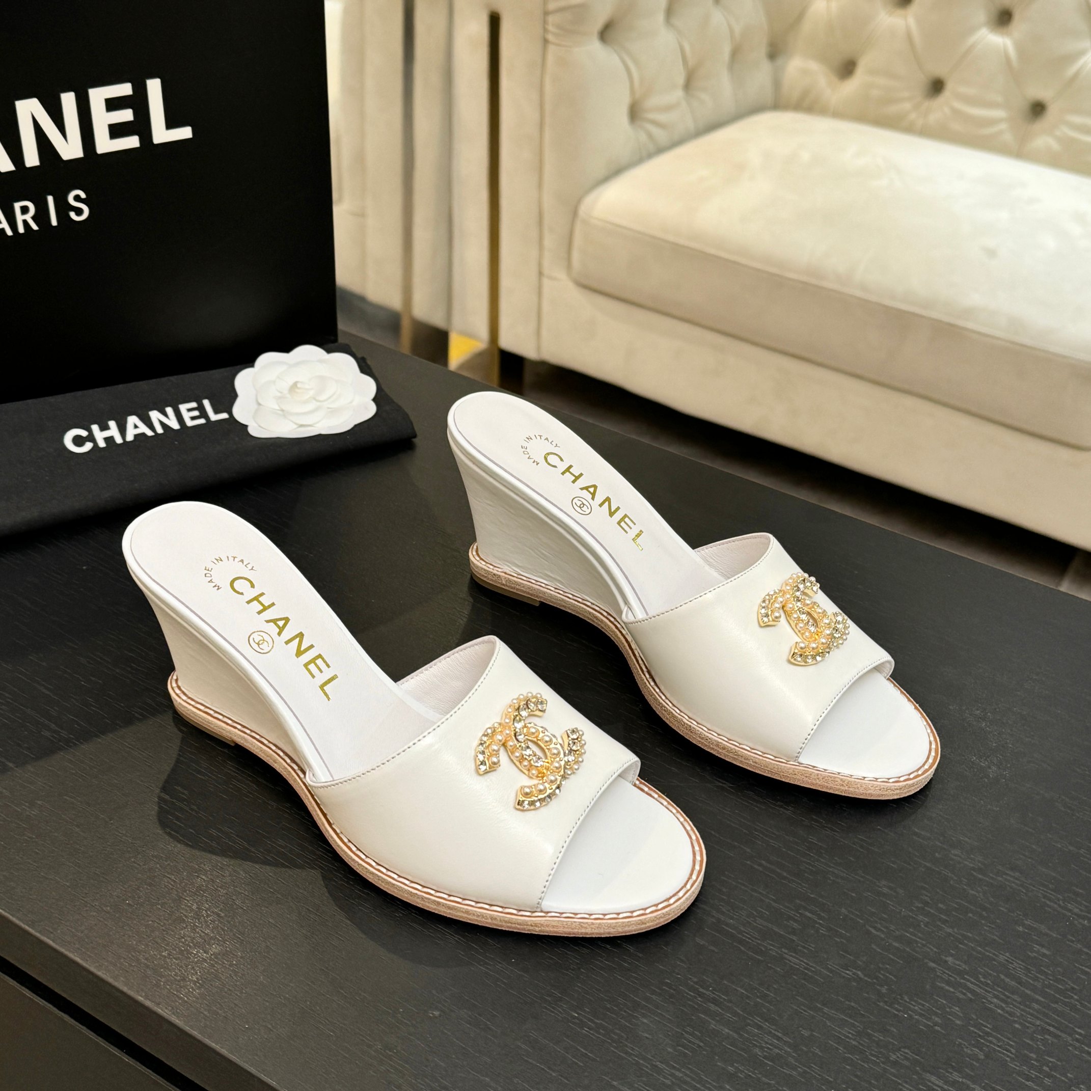 샤넬(CHANEL) 웨지 힐 슬리퍼 신발