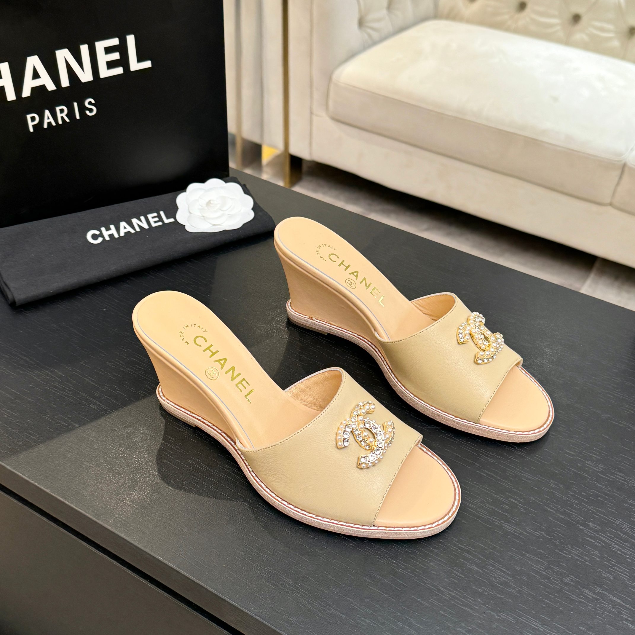 샤넬(CHANEL) 웨지 힐 슬리퍼 신발