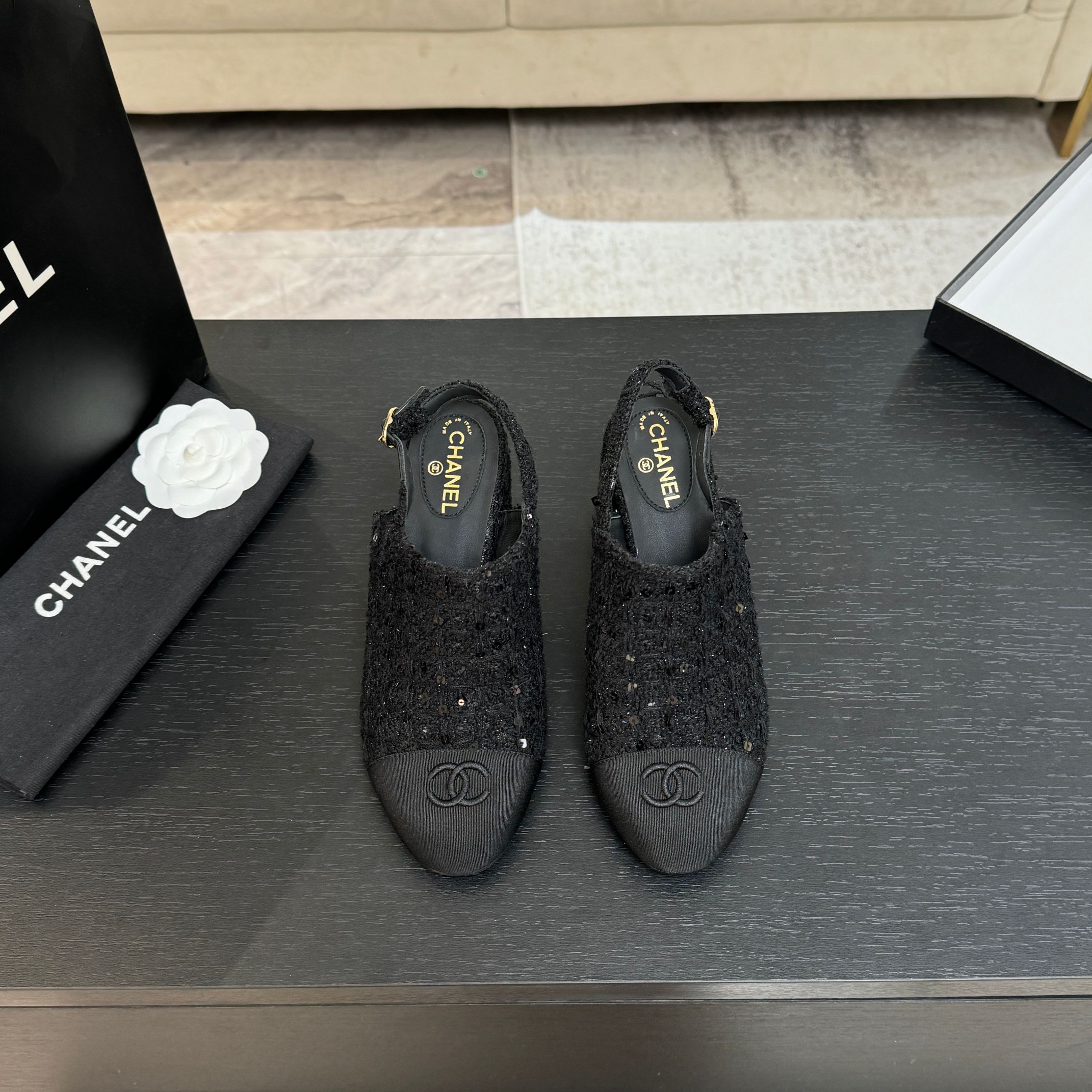 샤넬(CHANEL) 더블 플랫폼 샌들 신발