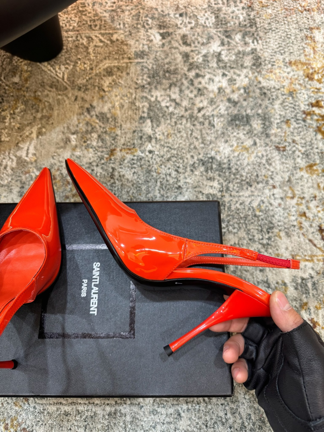 YSL 생로랑 엣지 펌프스 힐 구두 신발 9.5cm