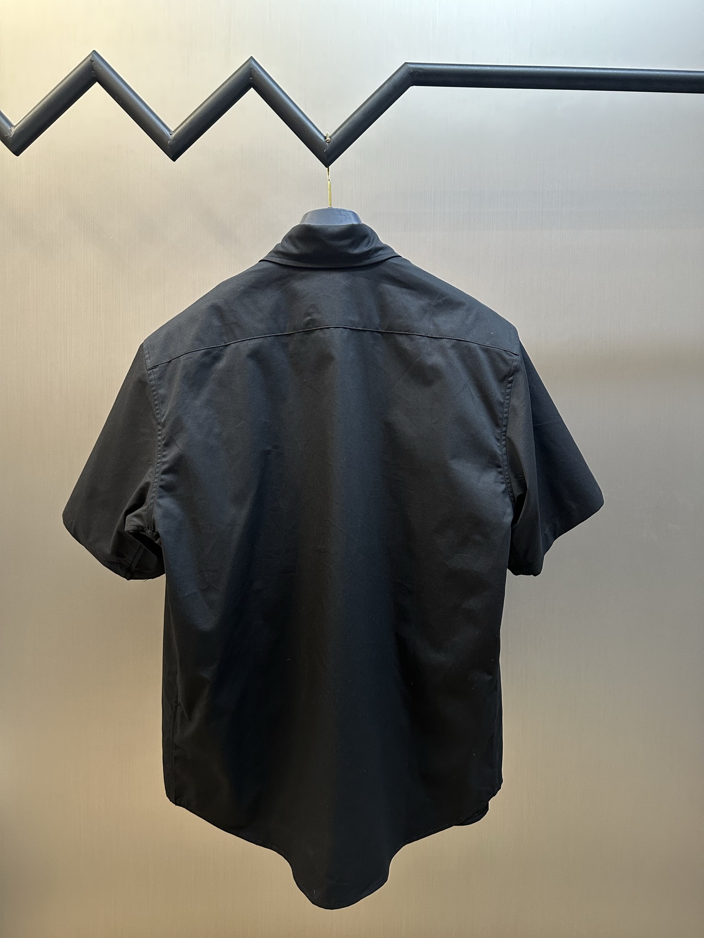 몽클레어 몽클레르(MONCLER) 로고 포켓 반팔 셔츠 의류