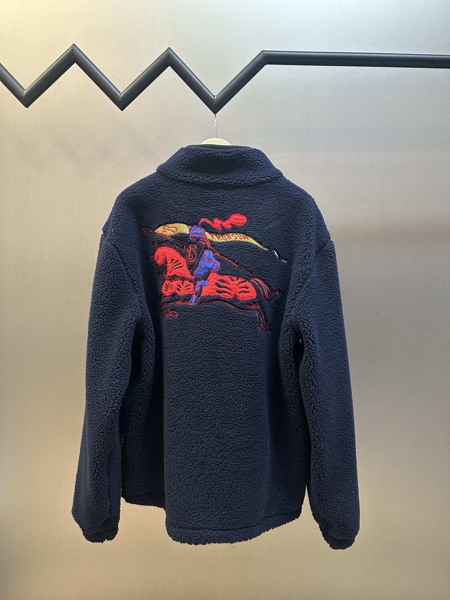 버버리(BURBERRY) 자수 플리스 자켓 의류