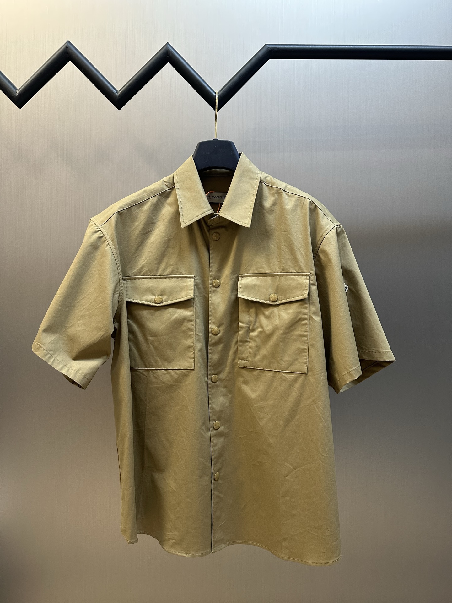 몽클레어 몽클레르(MONCLER) 로고 포켓 반팔 셔츠 의류