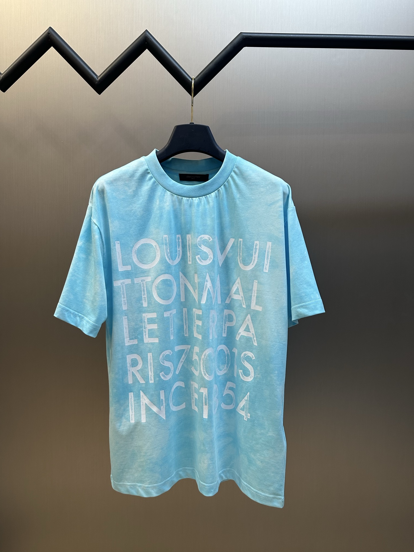 루이비통(LV) 타이다이 프린트 반팔 티셔츠 의류