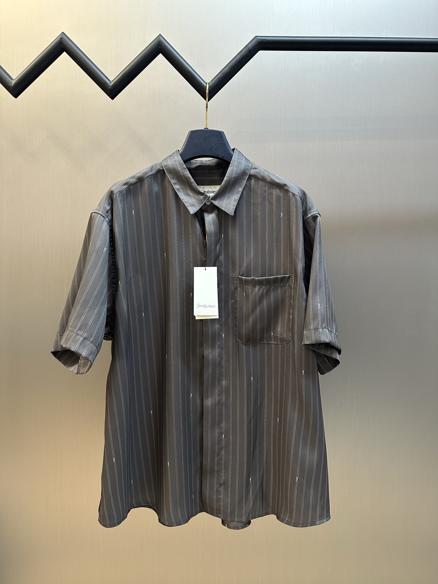 생로랑(SAINT LAURENT) 로고 자카드 반팔 셔츠 의류