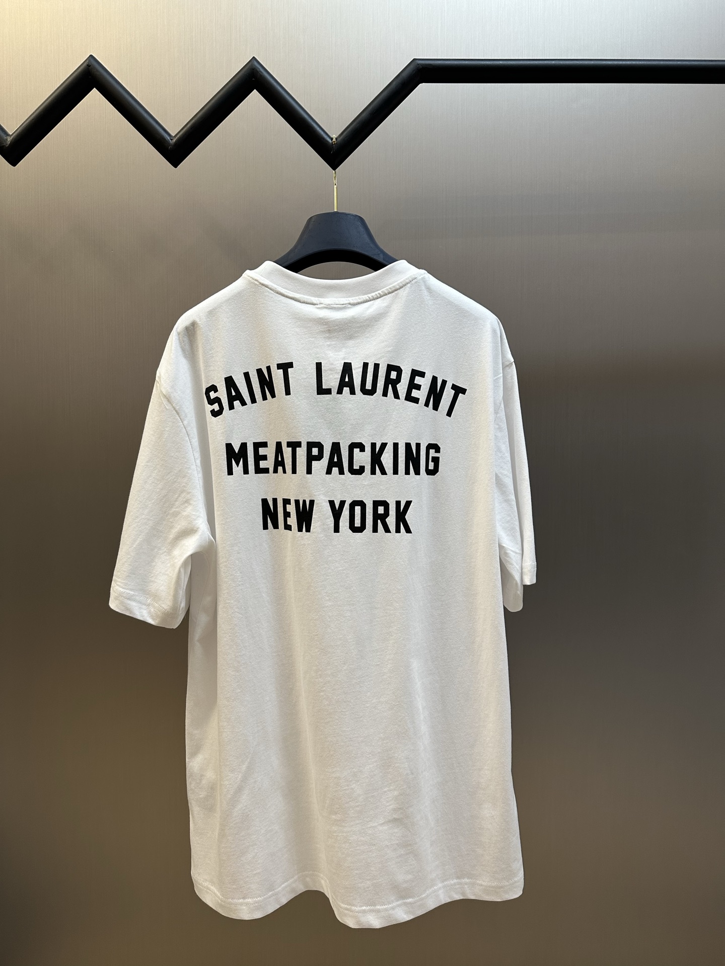 생로랑(SAINT LAURENT) 뉴욕 프린트 반팔 티셔츠 의류