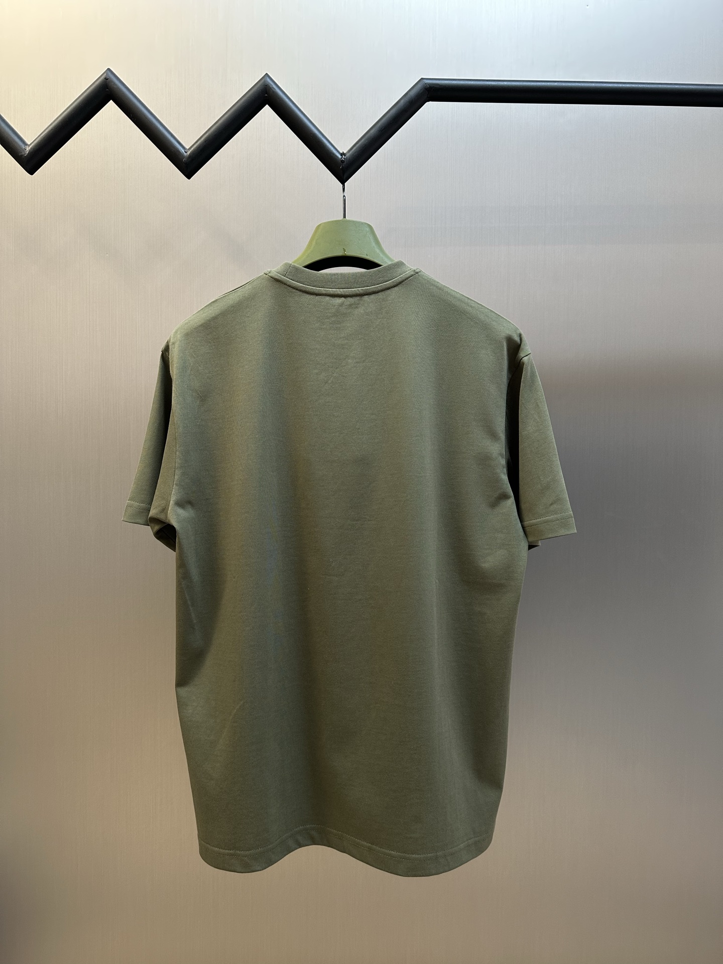 구찌(GUCCI) 로고 자수 반팔 티셔츠 의류