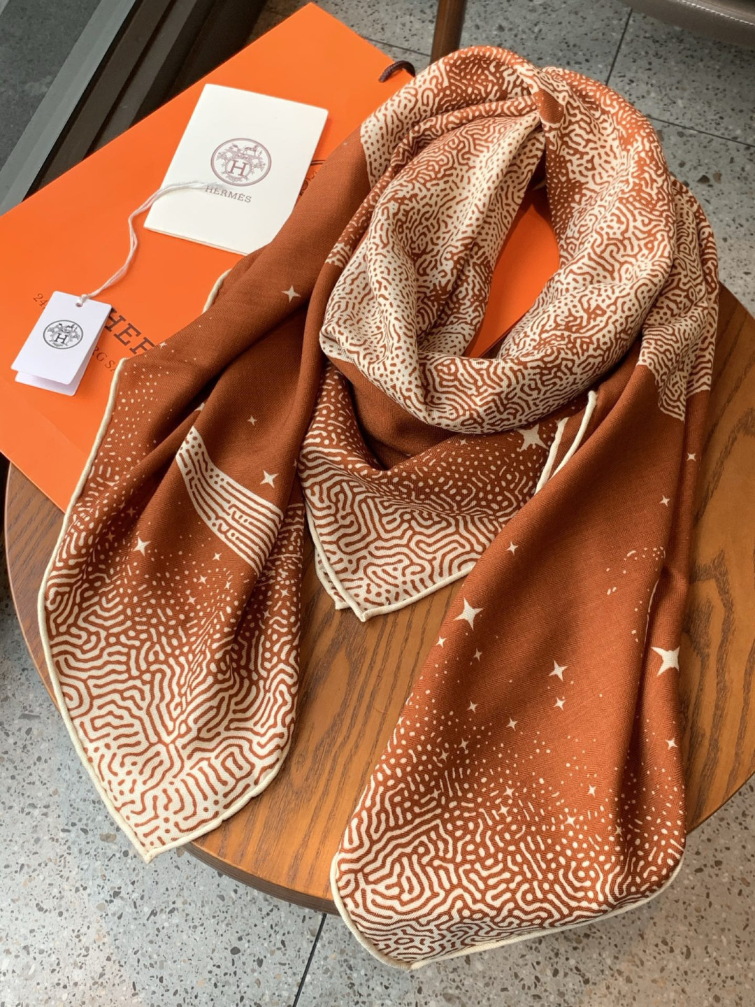 에르메스(HERMES) 월광 페가수스 캐시미어 실크 목도리 스카프