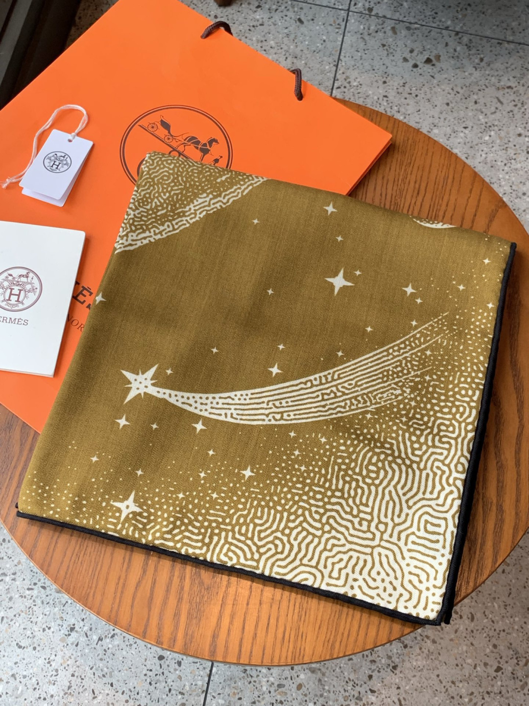 에르메스(HERMES) 월광 페가수스 캐시미어 실크 목도리 스카프