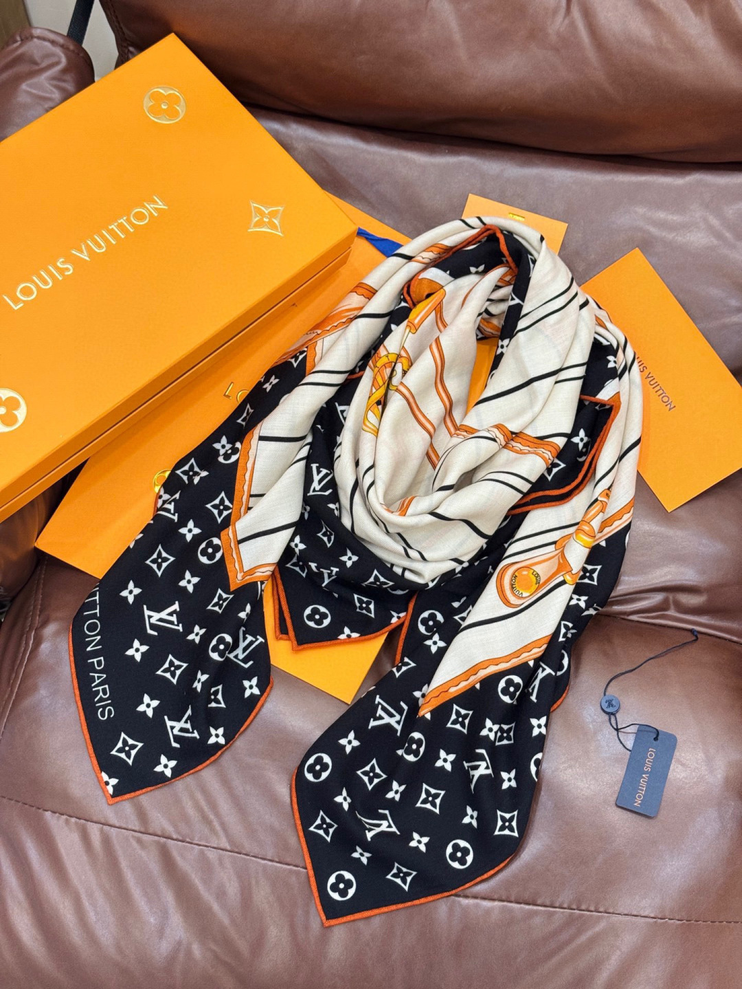 루이비통(LV) 마이 네버풀 캐시미어 실크 목도리 스카프