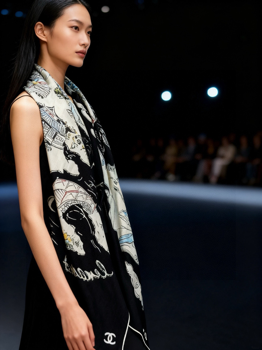 샤넬(CHANEL) 아뜰리에 컬렉션 캐시미어 실크 목도리 스카프