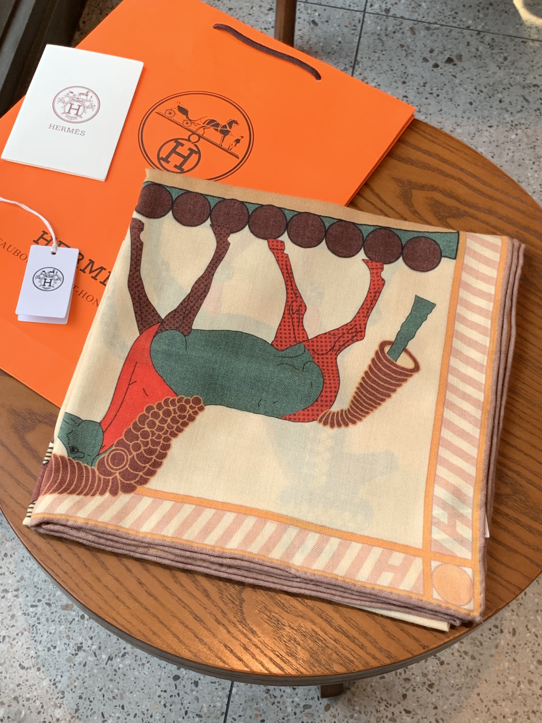 에르메스(HERMES) 풀 스피드 캐시미어 실크 목도리 스카프