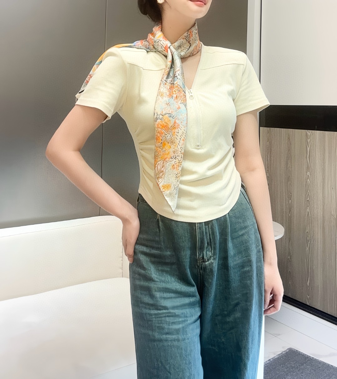 에르메스(HERMES) 아트워크 목도리 스카프