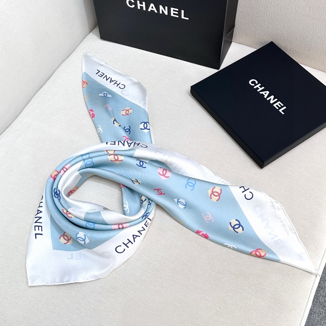 샤넬(CHANEL) 리본 실크 목도리 스카프