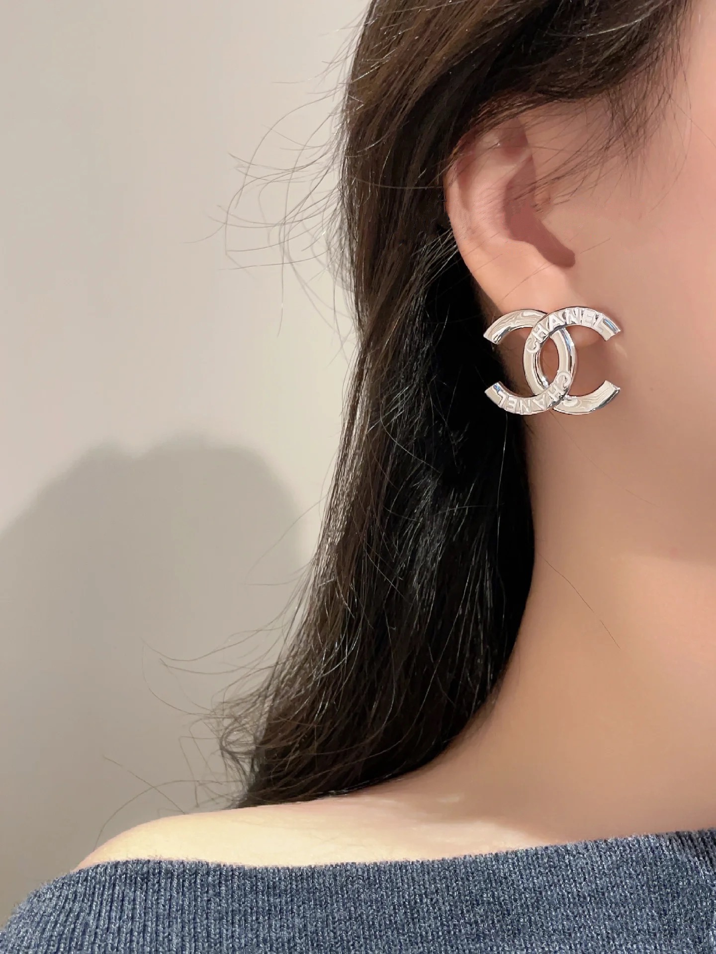 샤넬(CHANEL) 실버 더블C 귀걸이 악세사리